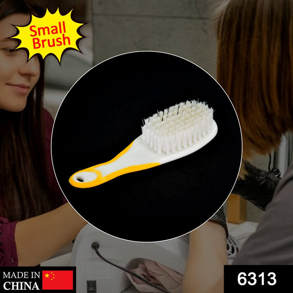 Handle Grip Nail Brush for Cleaning Toes & Nails (Scrub, Unisex)