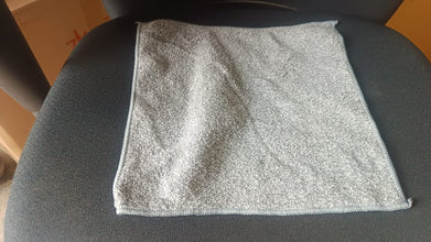 Heavy-Duty Multipurpose Microfiber Cleaning Cloth (1 Pc)